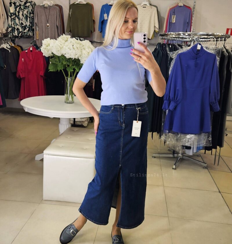 Džinsinis sijonas, midi ilgio.