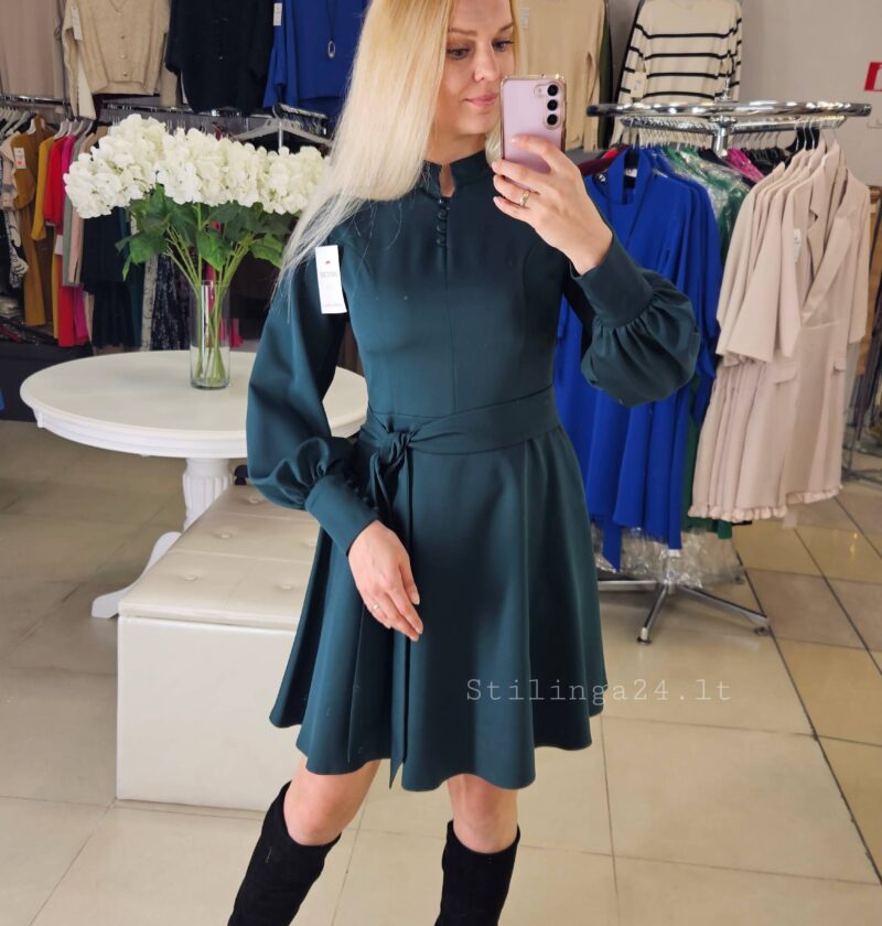 Liemenuota suknelė su puošniomis rankovėmis, smaragdinės žalios spalvos