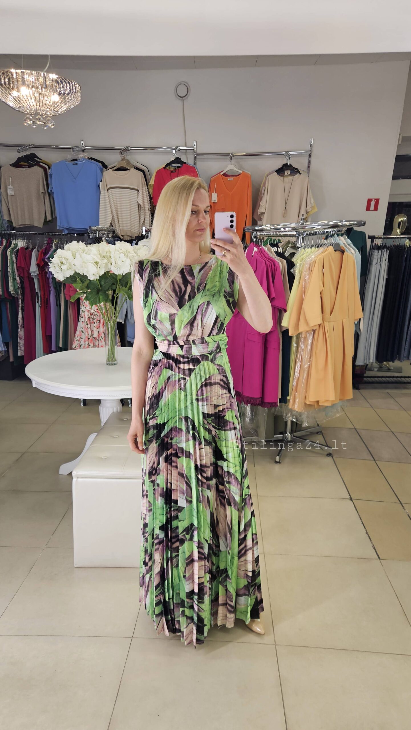 Marga suknelė, žalios spalvos. Maxi ilgio - Image 3